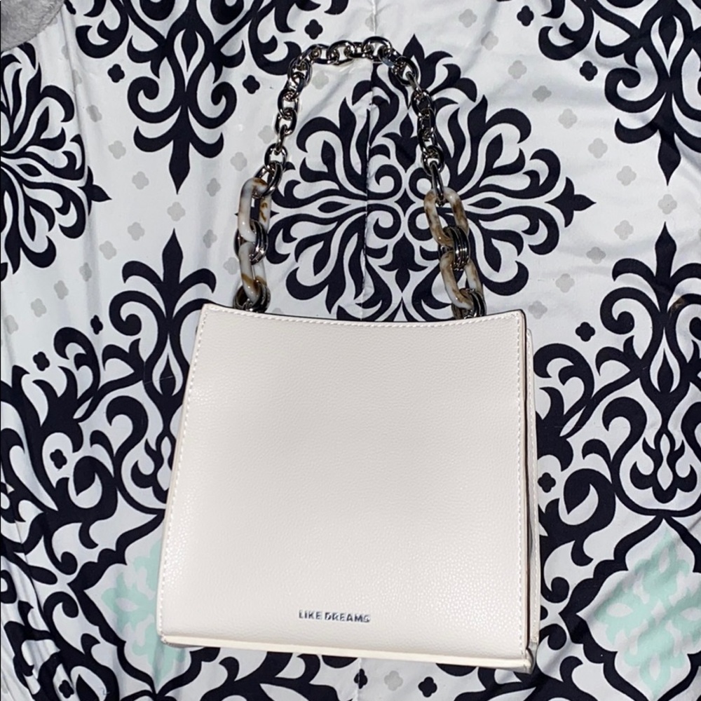 purse / cross body bag. SUPER CUTE!